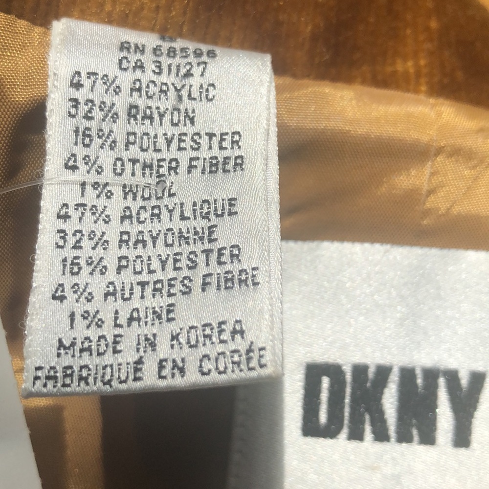DKNY GOLD BLAZER- Special Occasion / damage - Picture 4 of 9